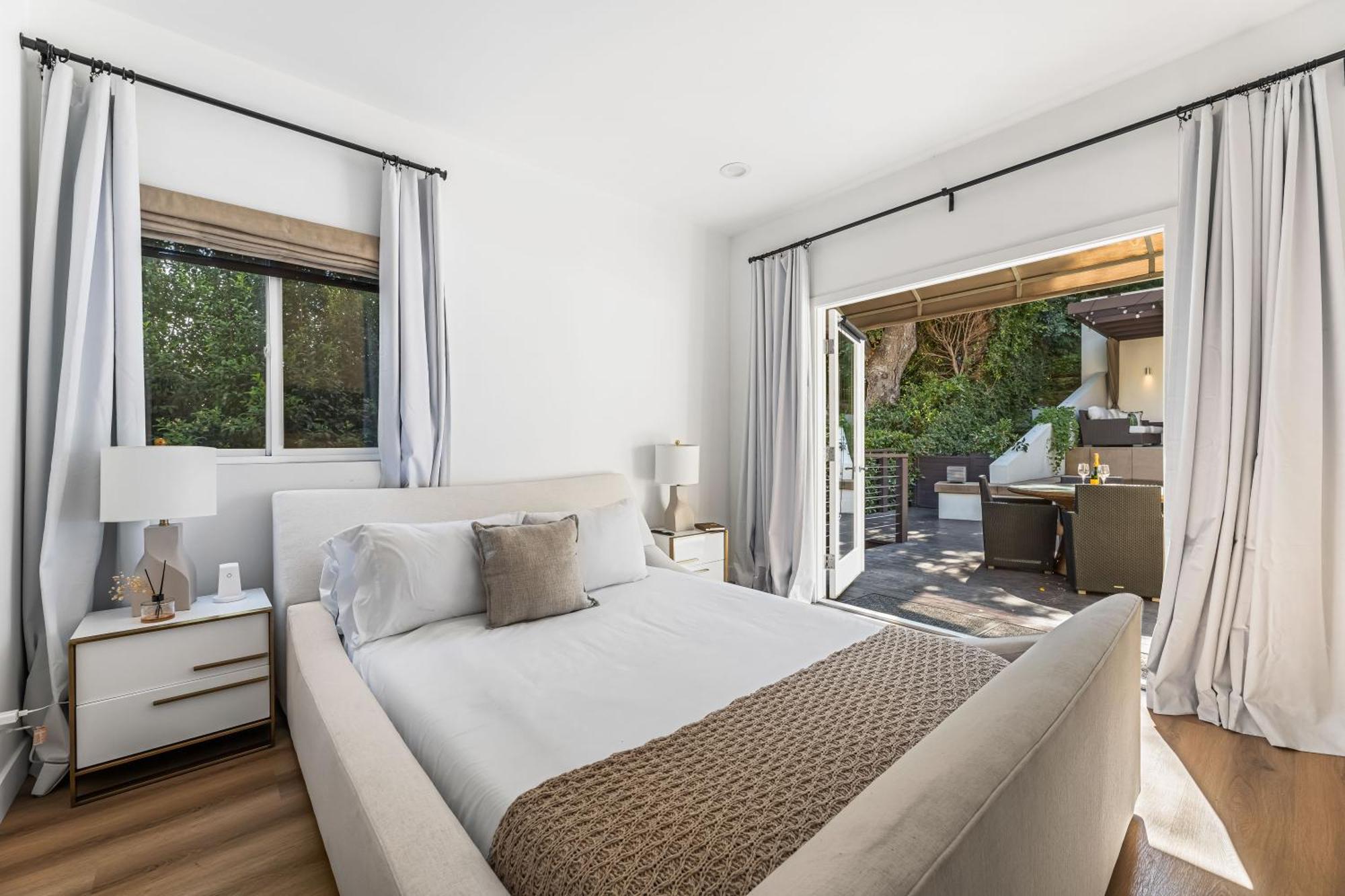 Апартаменти West Hollywood Hills Jacuzzi And Beautiful View Лос-Анджелес Номер фото