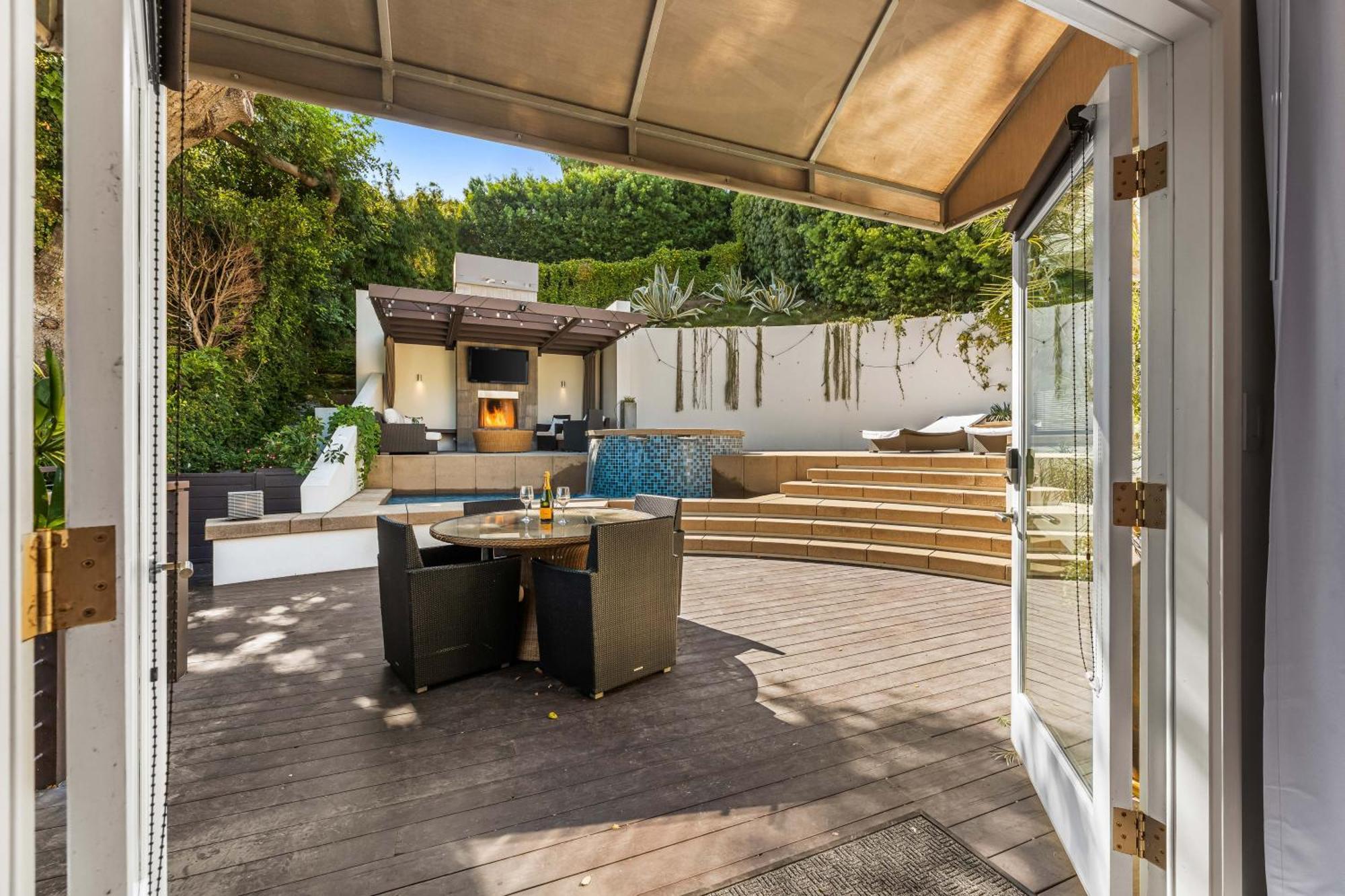 Апартаменти West Hollywood Hills Jacuzzi And Beautiful View Лос-Анджелес Номер фото