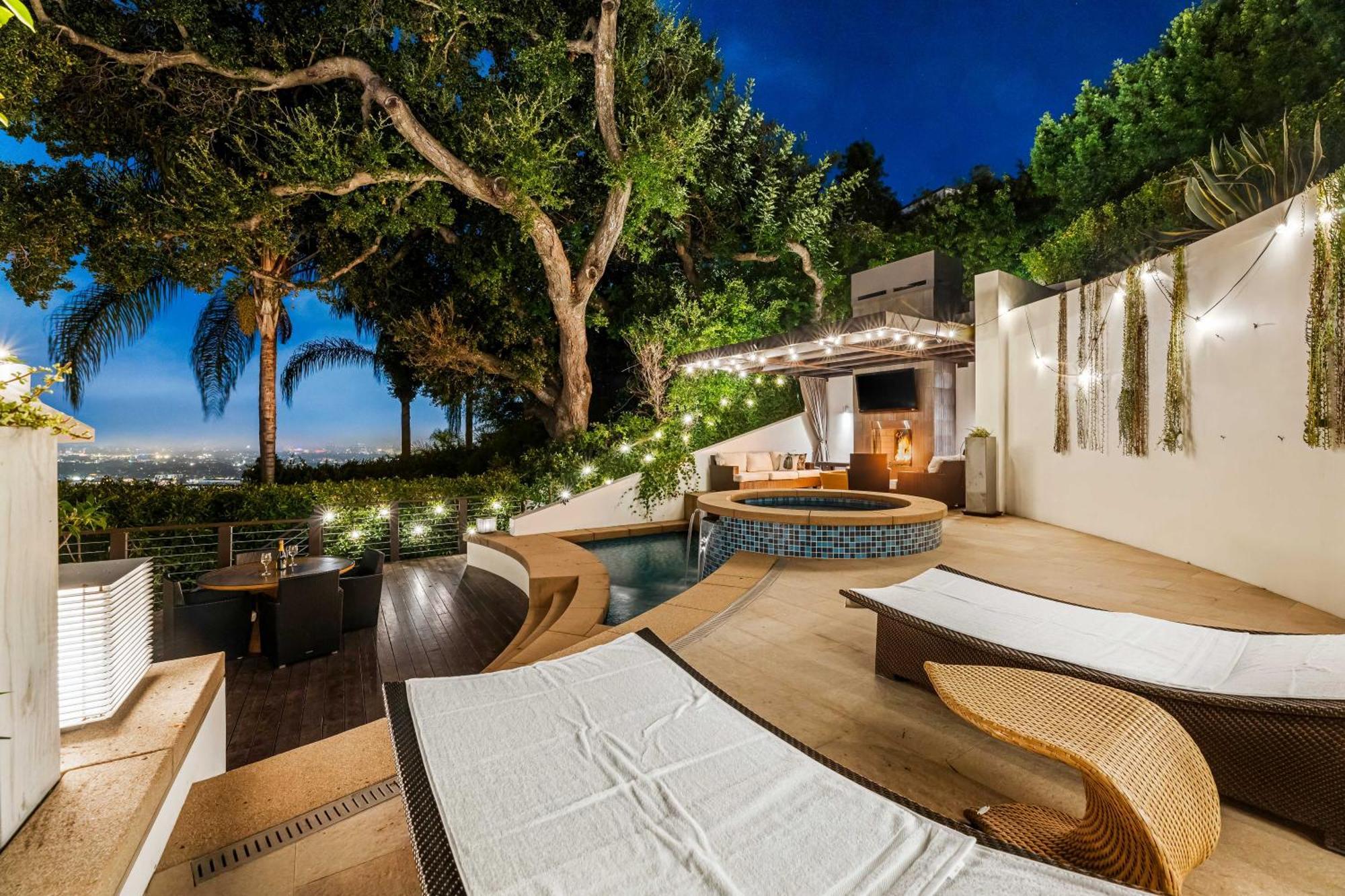 Апартаменти West Hollywood Hills Jacuzzi And Beautiful View Лос-Анджелес Екстер'єр фото
