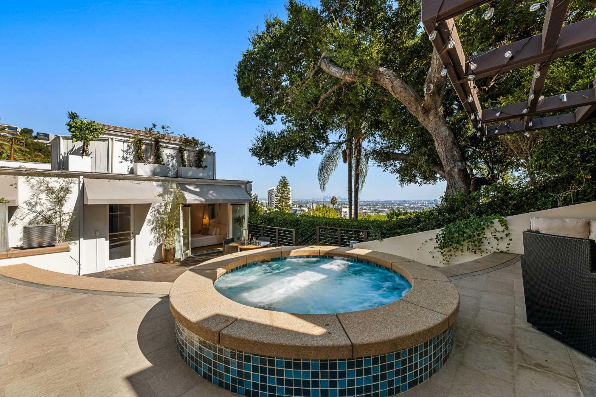 Апартаменти West Hollywood Hills Jacuzzi And Beautiful View Лос-Анджелес Екстер'єр фото
