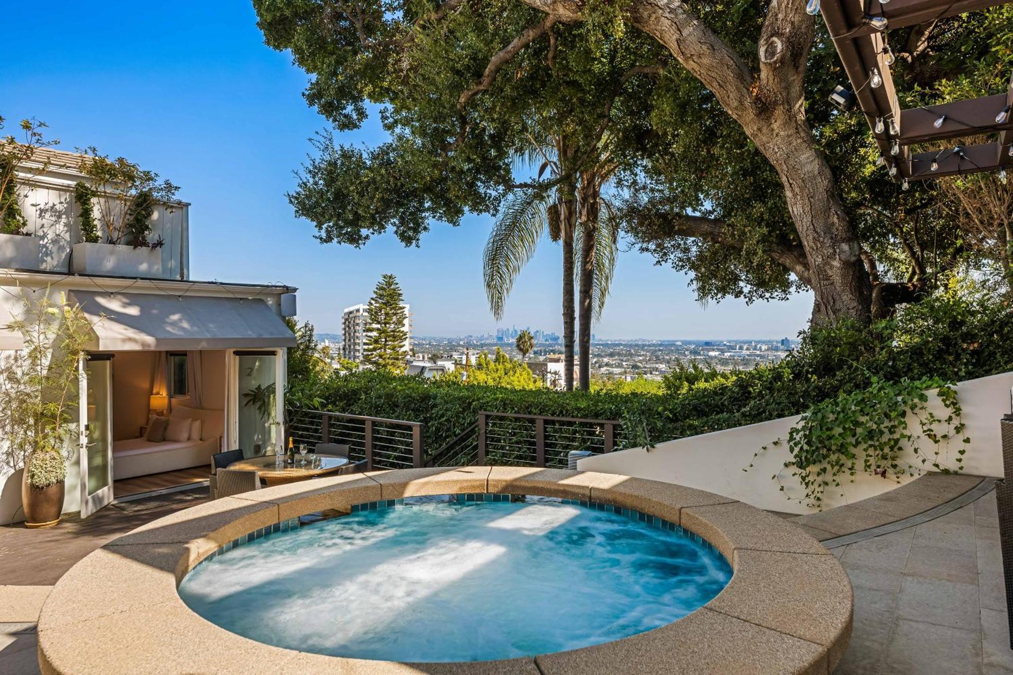 Апартаменти West Hollywood Hills Jacuzzi And Beautiful View Лос-Анджелес Екстер'єр фото